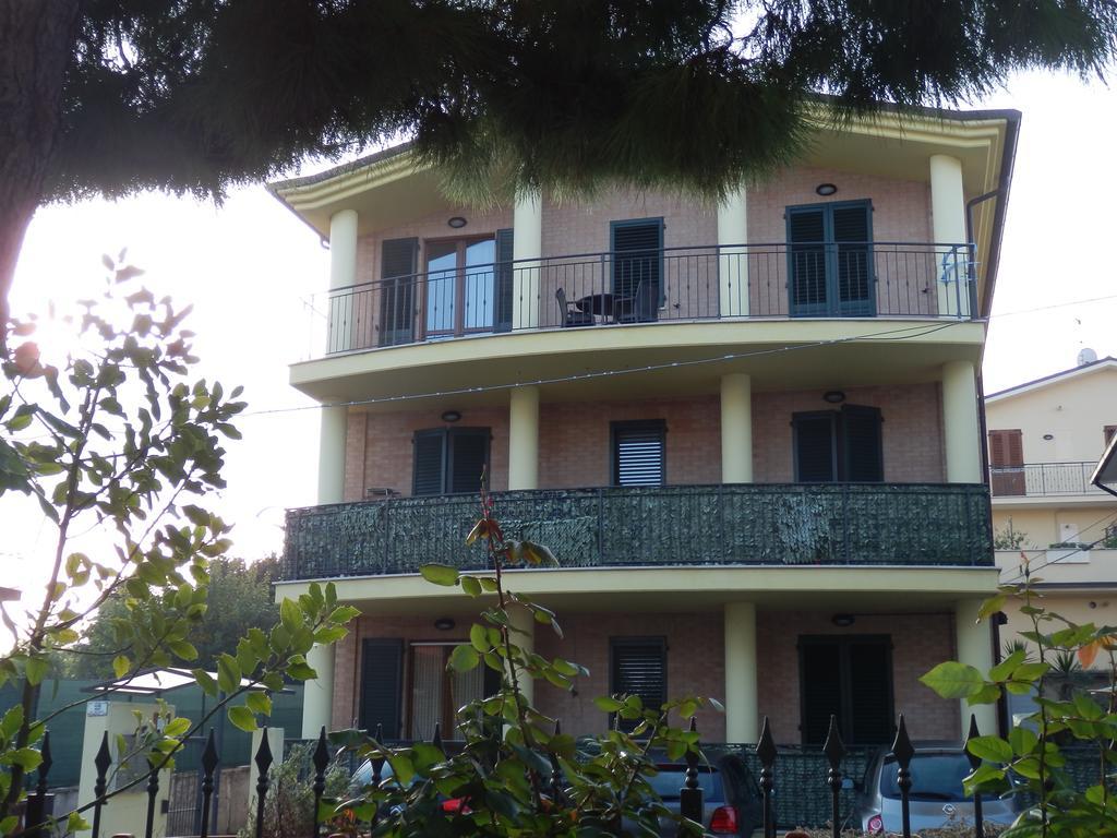 Casavacanze Azzurro Mare Porto Sant'Elpidio Exterior photo